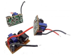 ماژول منبع تغذیه ۹ ولت ۳۰۰ میلی آمپر