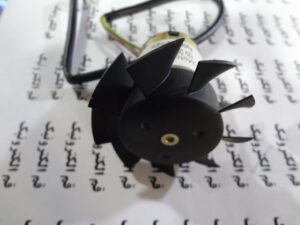 موتور و ژنراتور 12 ولت BUHLER آلمانی