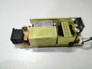 برد آداپتور 16.8 ولت مناسب برای شارژ باتری لیتیومی 4 سل