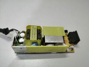 برد آداپتور 16.8 ولت مناسب برای شارژ باتری لیتیومی 4 سل