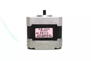 استپ موتور NEMA17 دو فاز 1.8 درجه 4 سیمه 3Kg.cm مدل EM-282