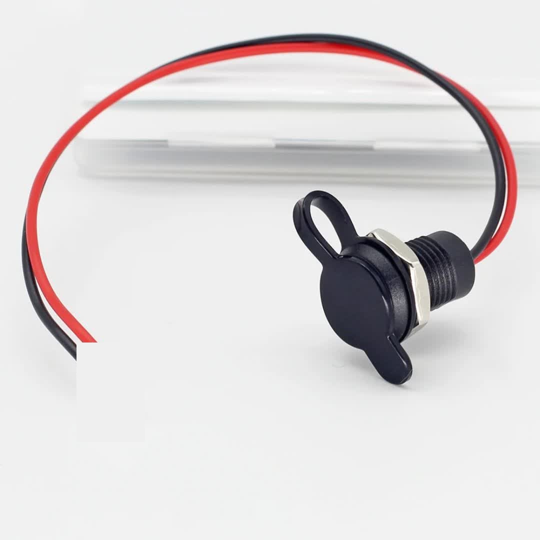 شارژر باتری لیتیومی مهره خور درپوش دار TYPE-C چراغ دار شارژر باتری لیتیومی مهره خور درپوش دار TYPE-C چراغ دار